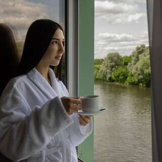 Гостиница 40-й меридиан Арбат Коломна Люкс, сторона река-4