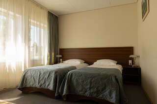 Гостиница 40-й меридиан Арбат Коломна Двухместный номер с 2 отдельными кроватями, вид на город-1